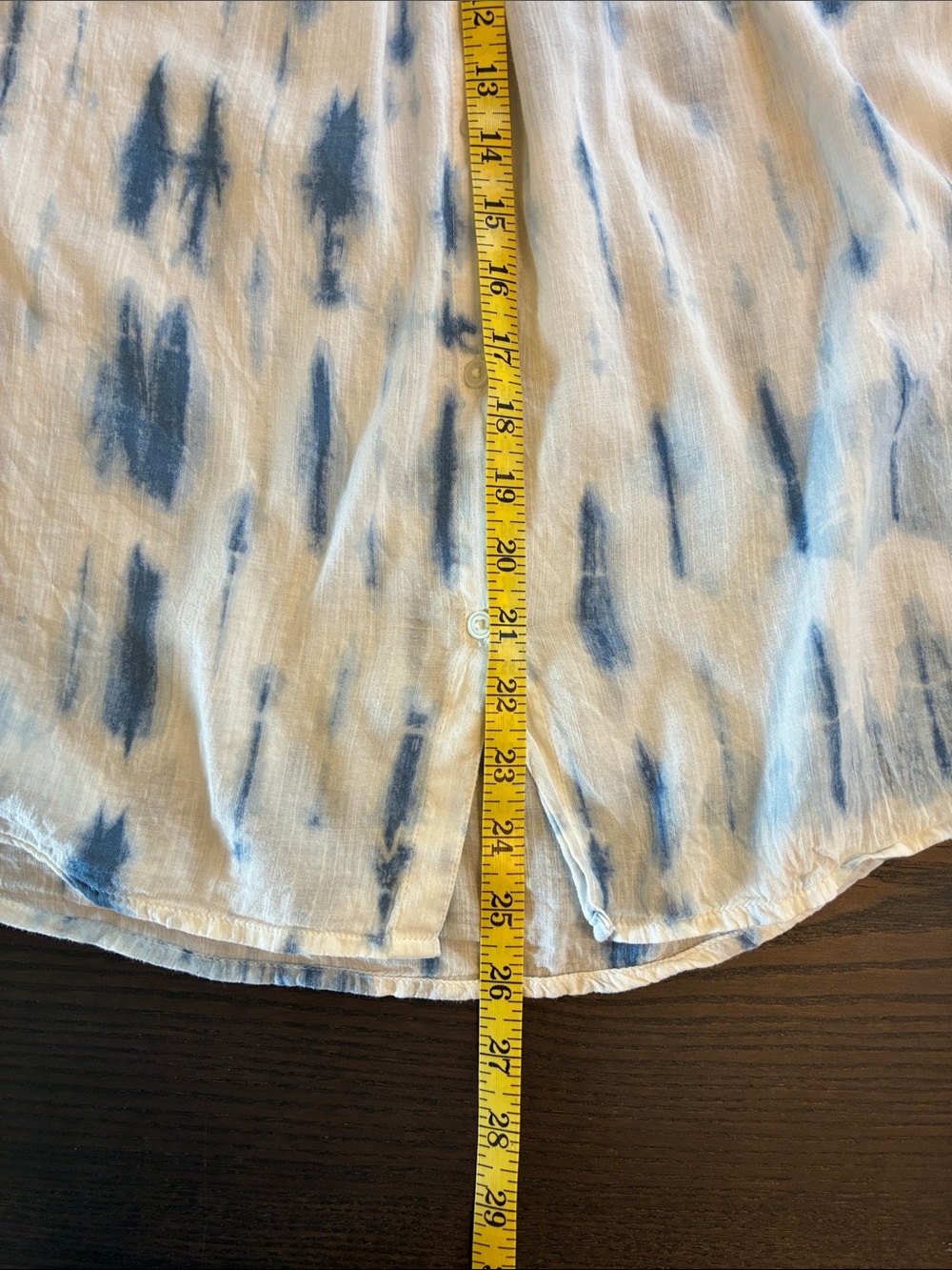 GAP White and Blue Tie-Dye Short Sleeve Button-Up - Picture 7 of 8